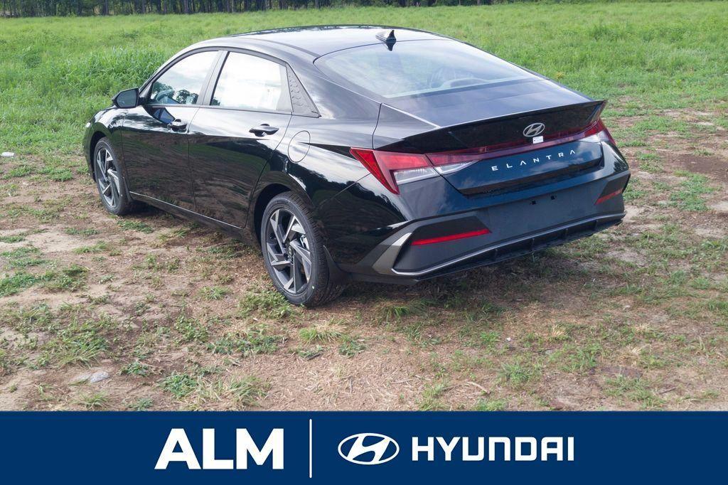 new 2025 Hyundai Elantra car, priced at $21,395