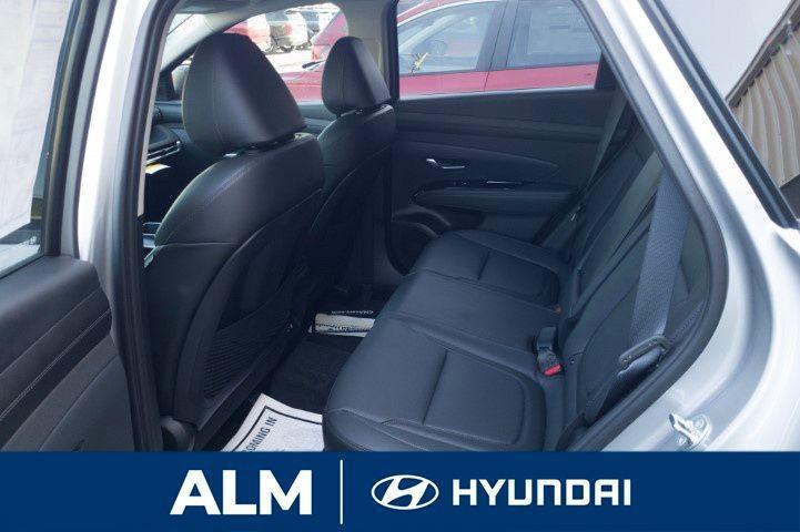 new 2025 Hyundai TUCSON Hybrid car, priced at $36,995