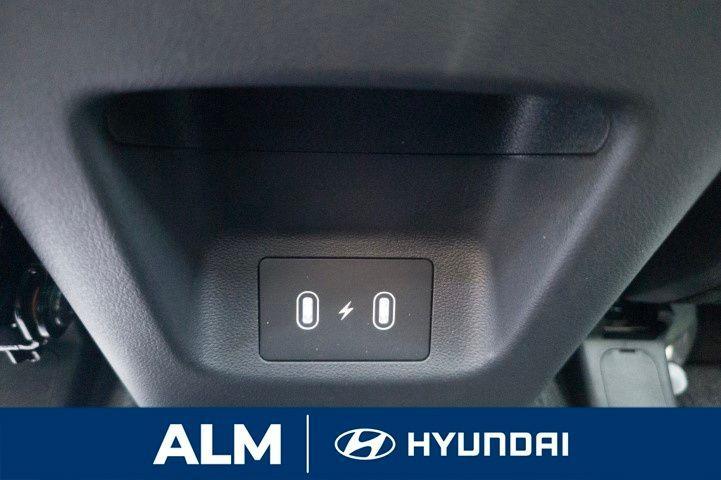 new 2025 Hyundai TUCSON Hybrid car, priced at $36,995