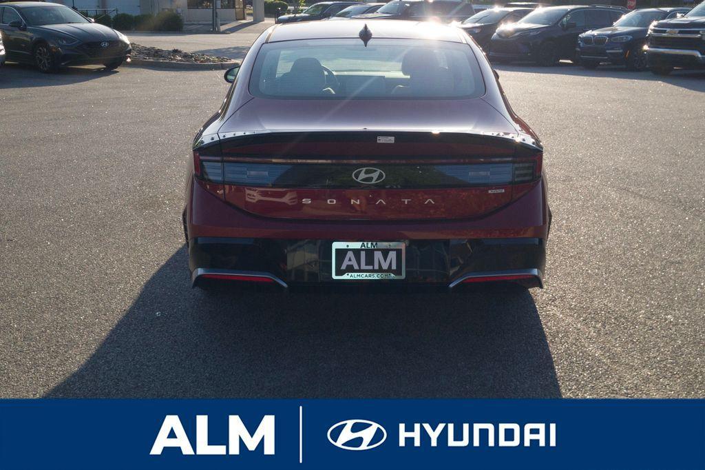 new 2025 Hyundai Sonata Hybrid car, priced at $29,245