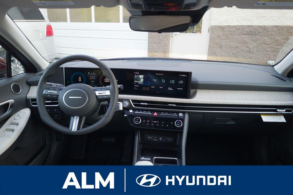 new 2025 Hyundai Sonata Hybrid car, priced at $29,245