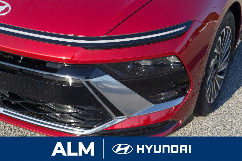 new 2025 Hyundai Sonata Hybrid car, priced at $29,245