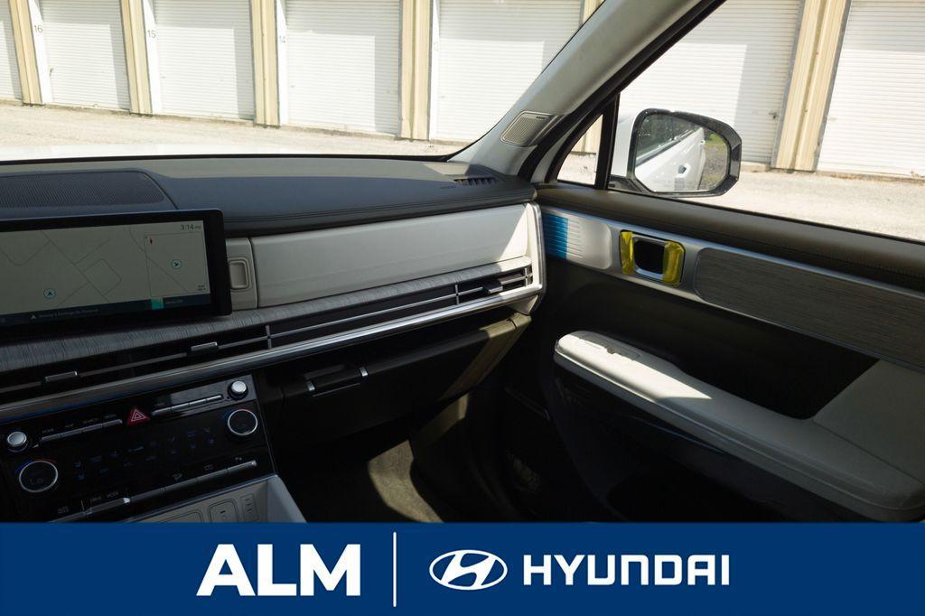 new 2025 Hyundai SANTA FE HEV car, priced at $44,995