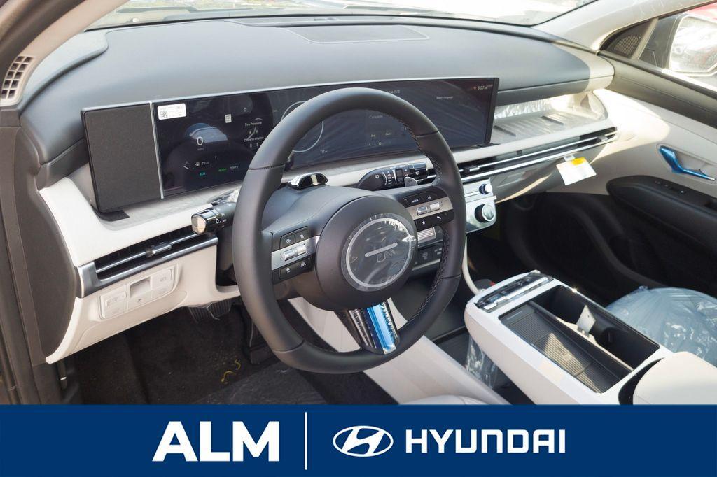 new 2025 Hyundai TUCSON Hybrid car, priced at $34,995