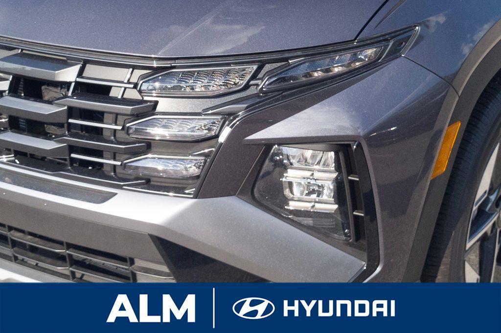 new 2025 Hyundai TUCSON Hybrid car, priced at $34,995