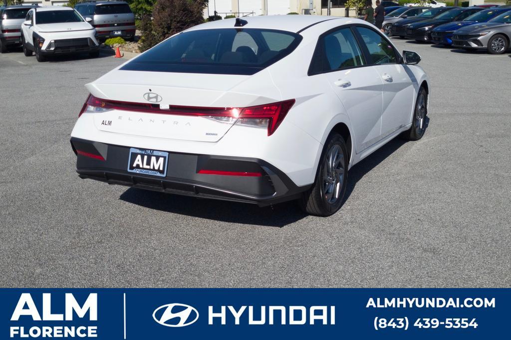 new 2024 Hyundai Elantra HEV car, priced at $23,315