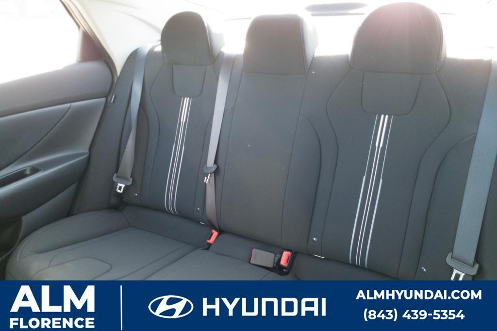 new 2024 Hyundai Elantra HEV car, priced at $23,315