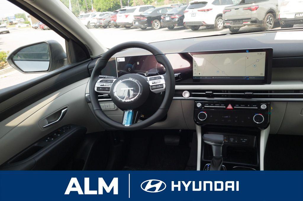 new 2025 Hyundai Tucson car, priced at $30,995