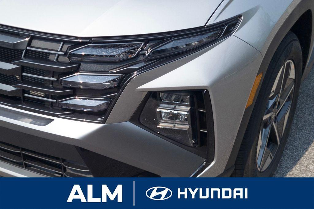 new 2025 Hyundai Tucson car, priced at $30,995
