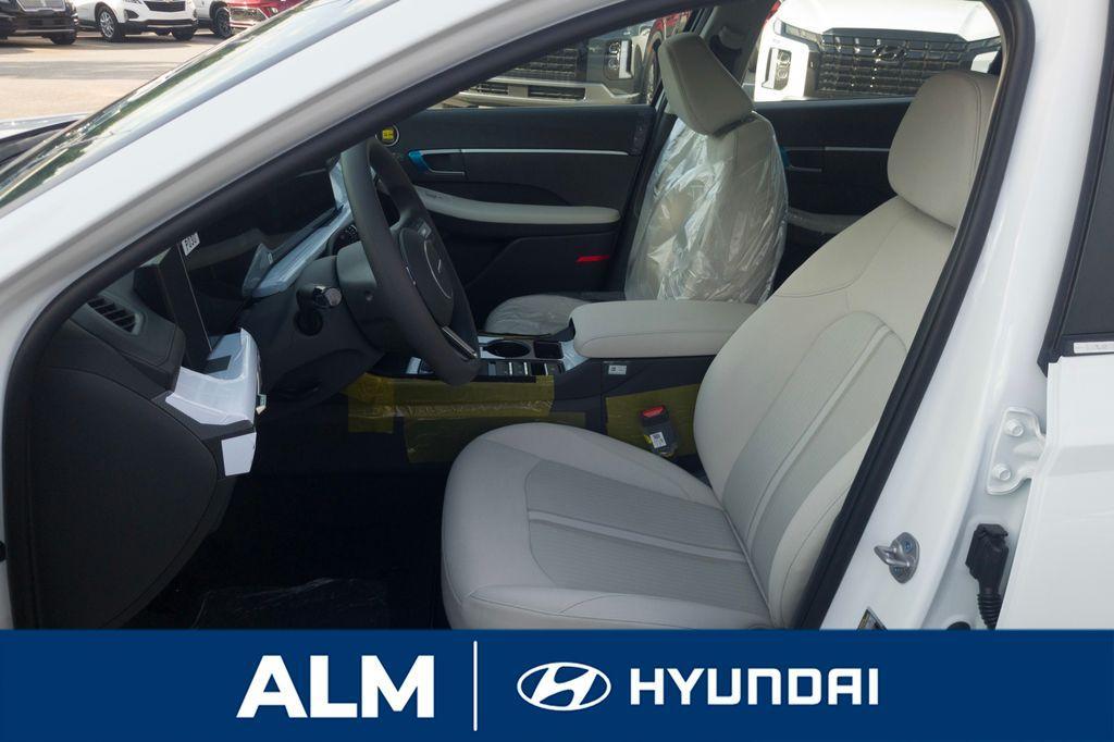 new 2025 Hyundai Sonata car, priced at $25,495