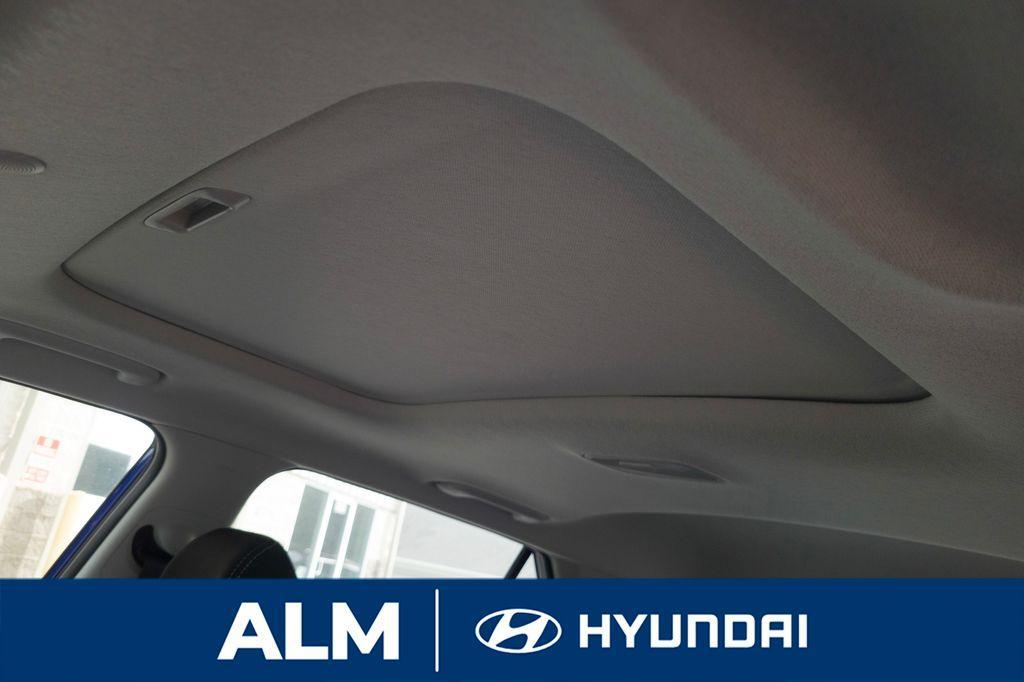 new 2025 Hyundai Venue car, priced at $22,665