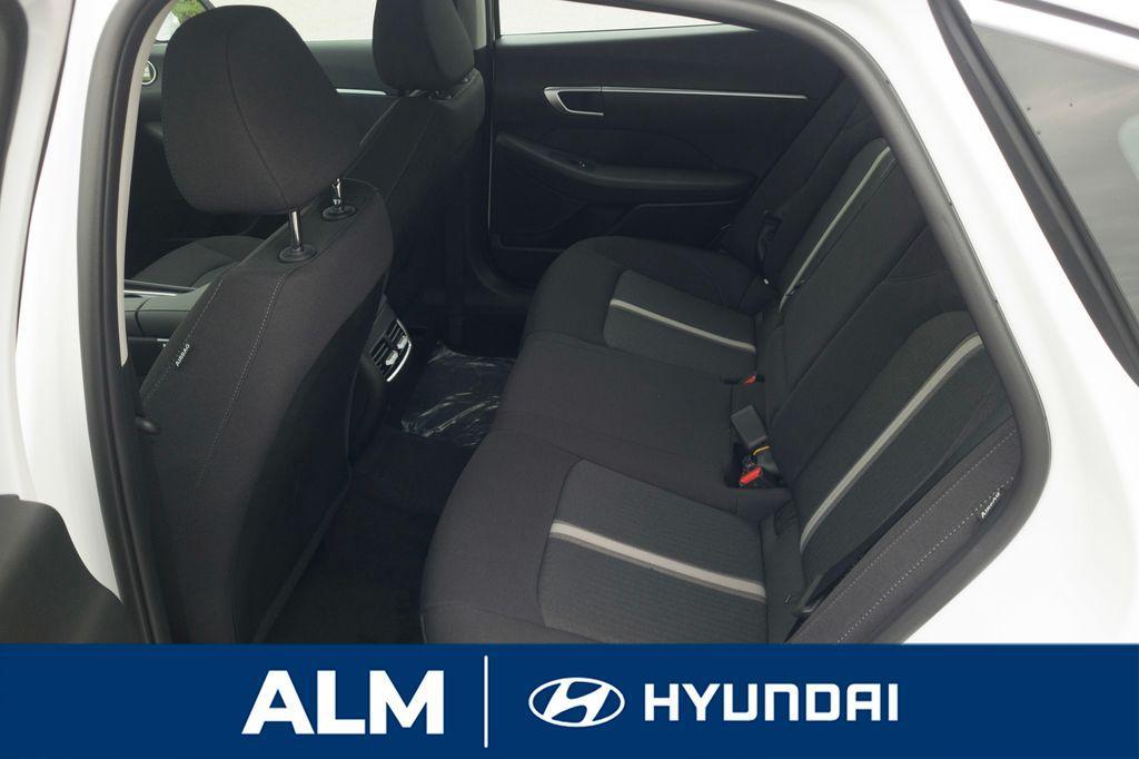 new 2025 Hyundai Sonata Hybrid car, priced at $29,745