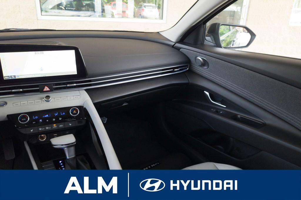 new 2025 Hyundai Elantra car, priced at $24,996