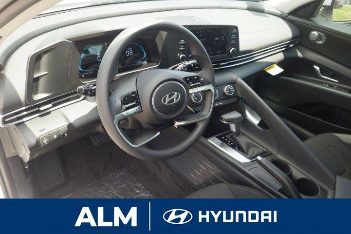 new 2025 Hyundai Elantra car, priced at $22,677