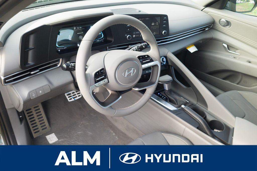 new 2025 Hyundai Elantra car, priced at $21,295