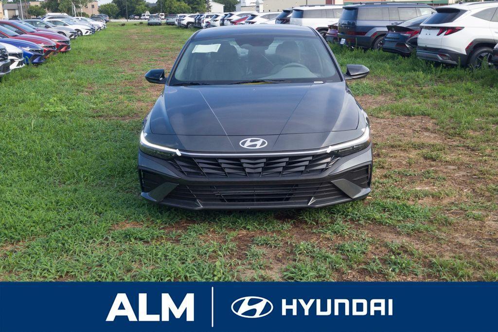 new 2025 Hyundai Elantra car, priced at $21,295