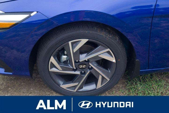 new 2025 Hyundai Elantra car, priced at $22,965