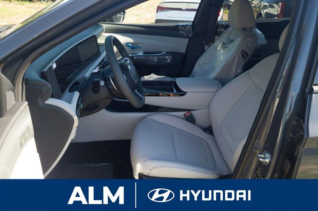 new 2026 Hyundai Tucson car, priced at $38,218