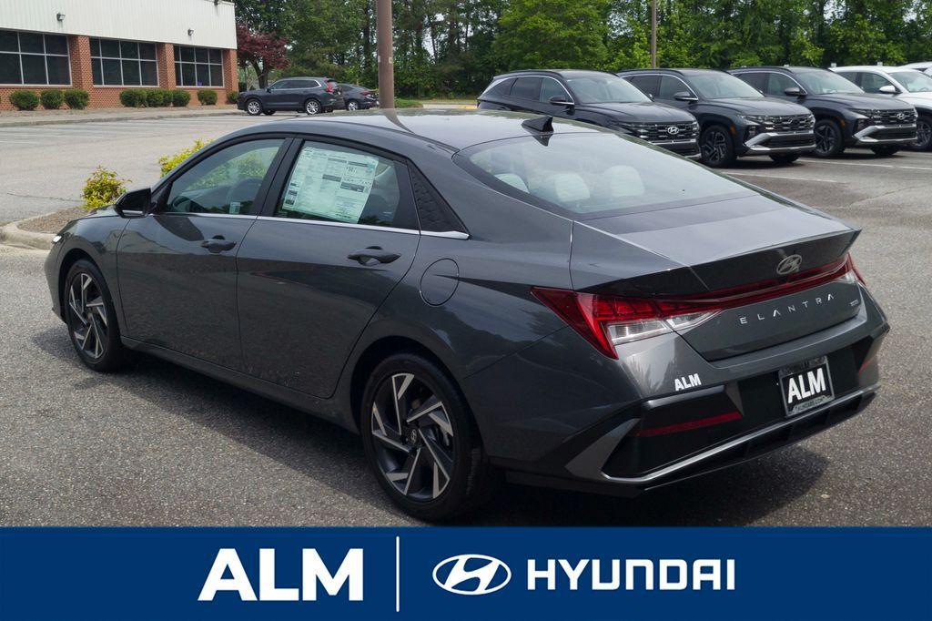 new 2025 Hyundai ELANTRA HEV car, priced at $28,156