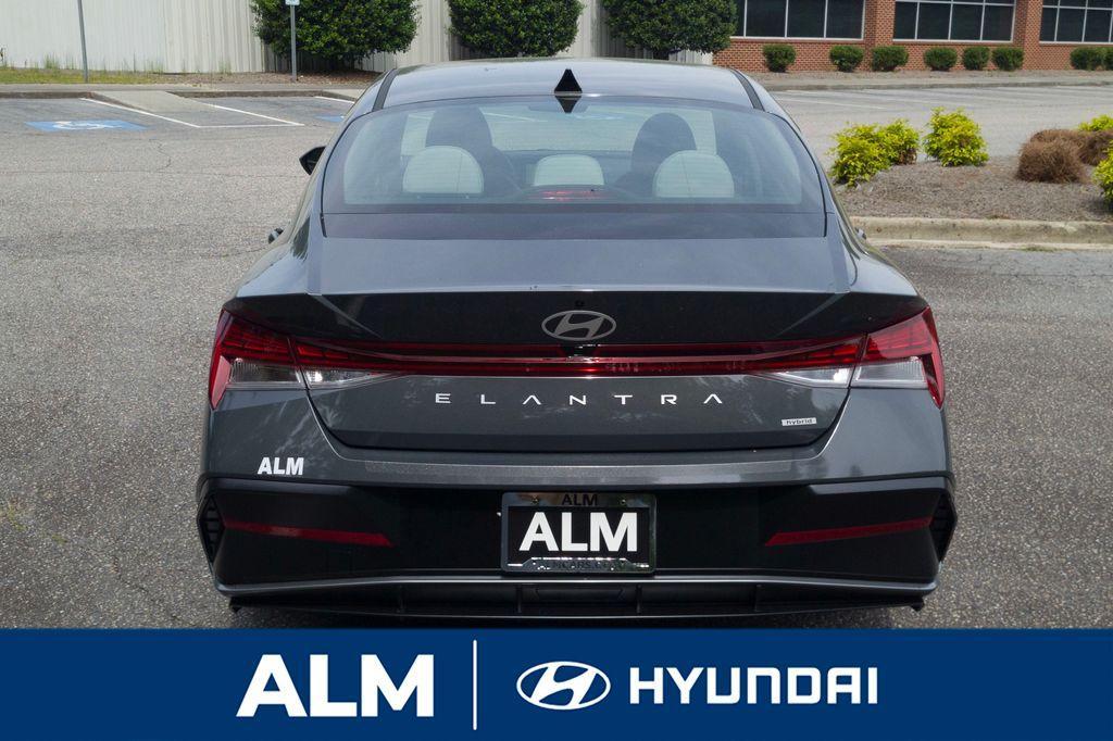 new 2025 Hyundai ELANTRA HEV car, priced at $28,156