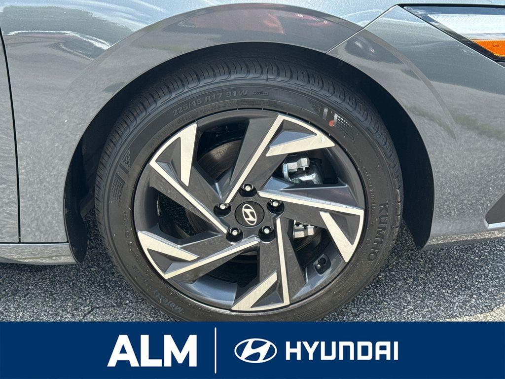 new 2025 Hyundai Elantra car, priced at $21,995