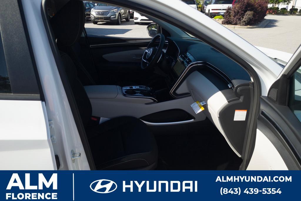 new 2024 Hyundai Tucson Hybrid car, priced at $30,695