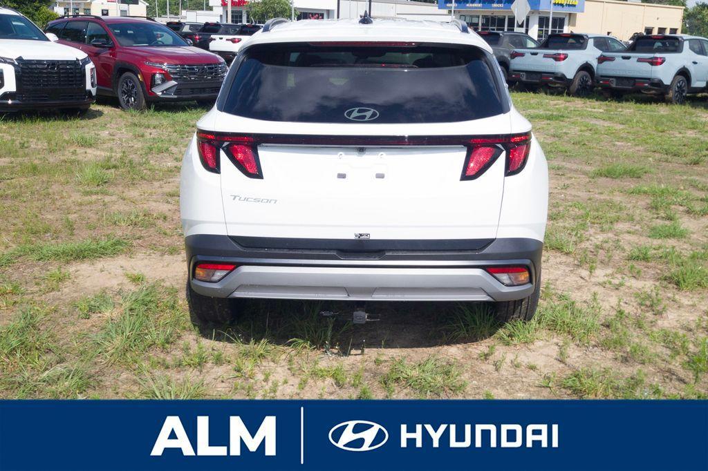 new 2025 Hyundai Tucson car, priced at $29,995