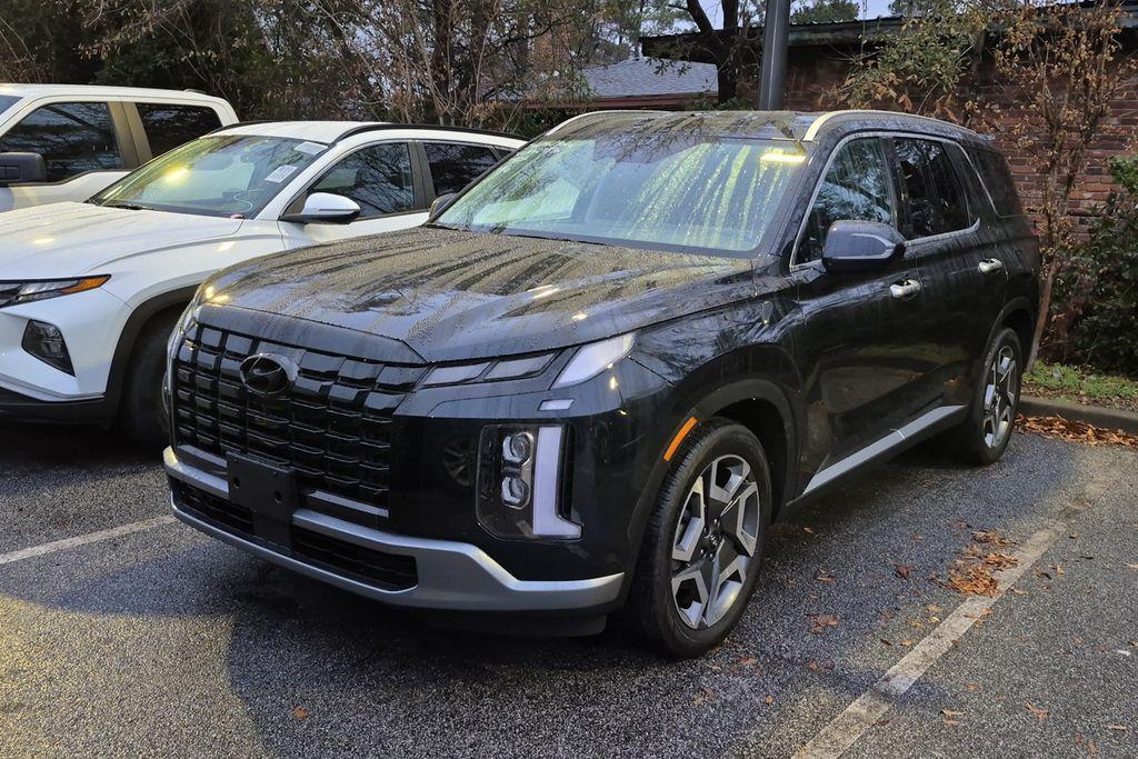 used 2025 Hyundai Palisade car, priced at $38,920