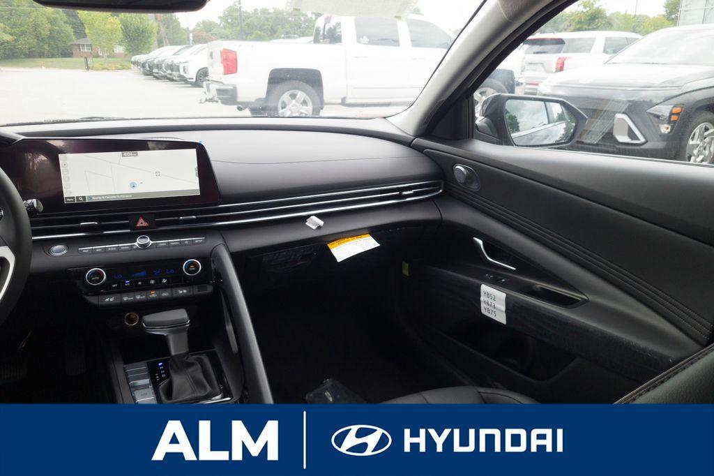 new 2025 Hyundai ELANTRA HEV car, priced at $26,495