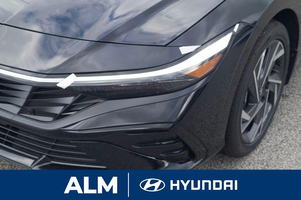 new 2025 Hyundai ELANTRA HEV car, priced at $26,495
