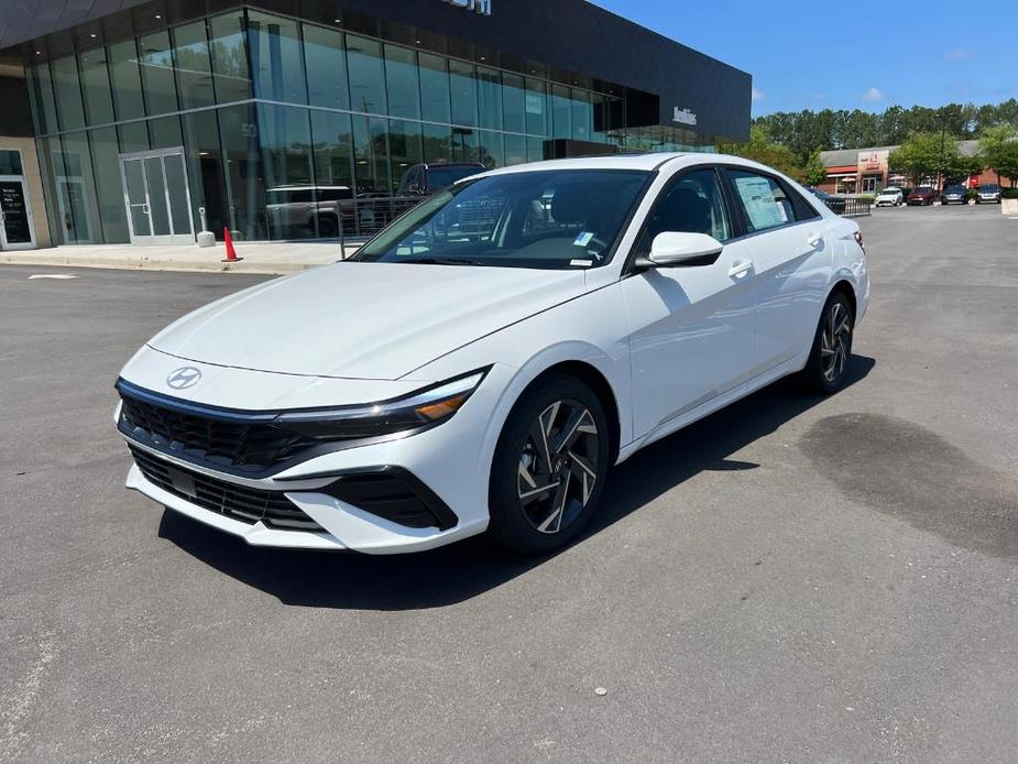 new 2024 Hyundai Elantra car, priced at $24,178