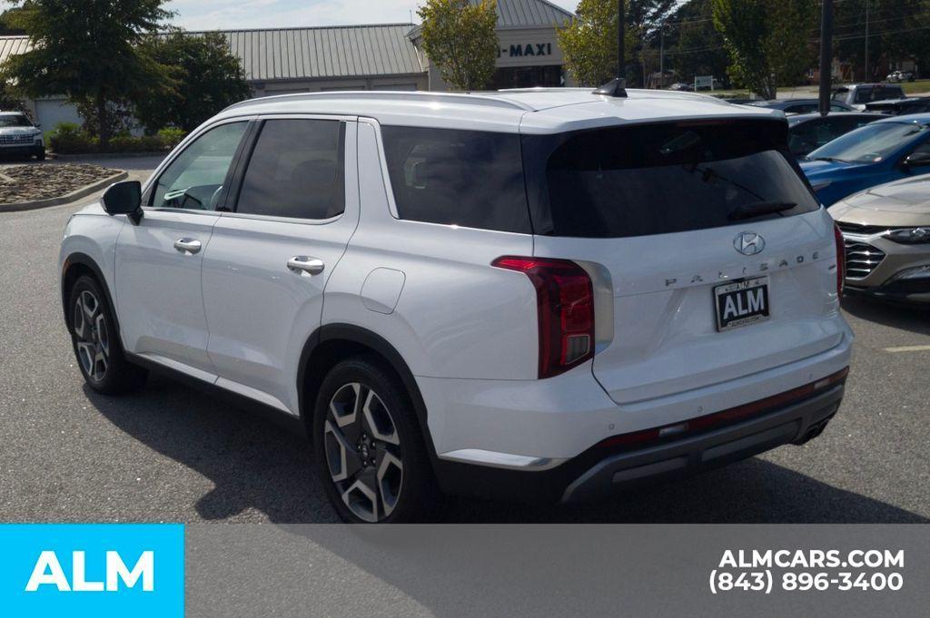 used 2024 Hyundai Palisade car, priced at $32,420