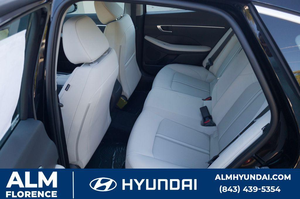 new 2025 Hyundai Sonata car, priced at $29,995