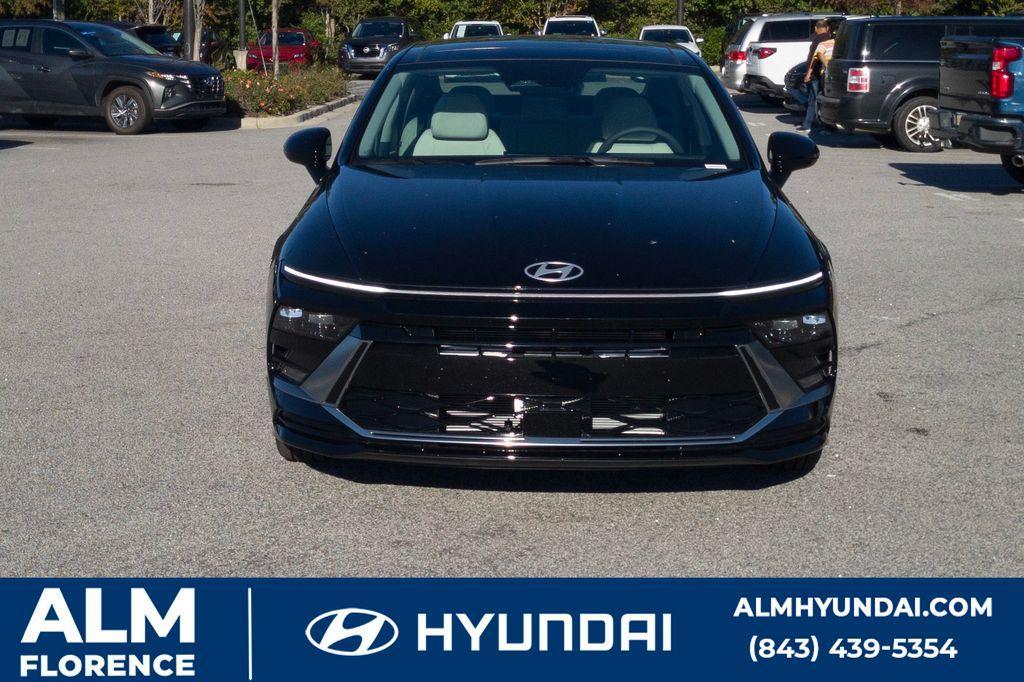 new 2025 Hyundai Sonata car, priced at $29,995