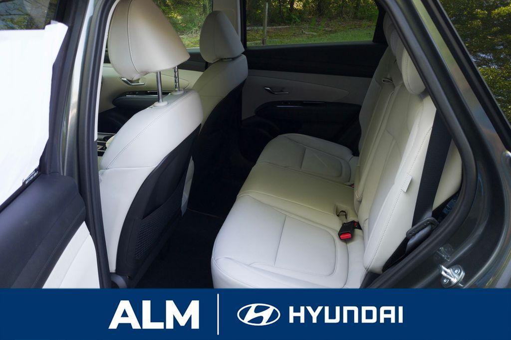 new 2025 Hyundai TUCSON Hybrid car, priced at $39,919