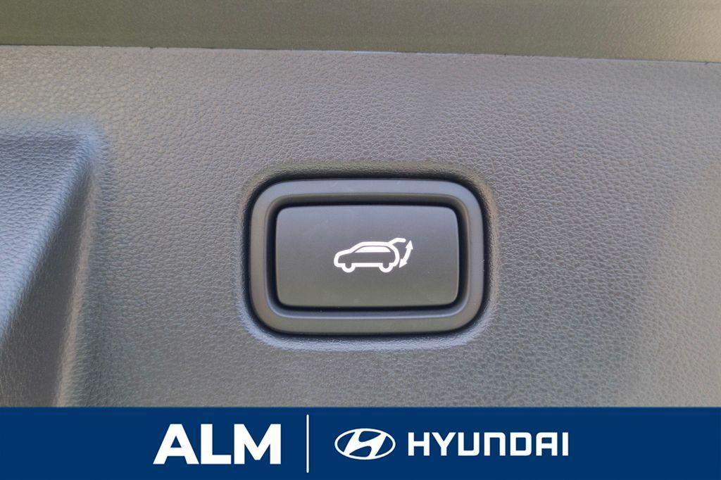 new 2026 Hyundai Tucson car, priced at $38,400