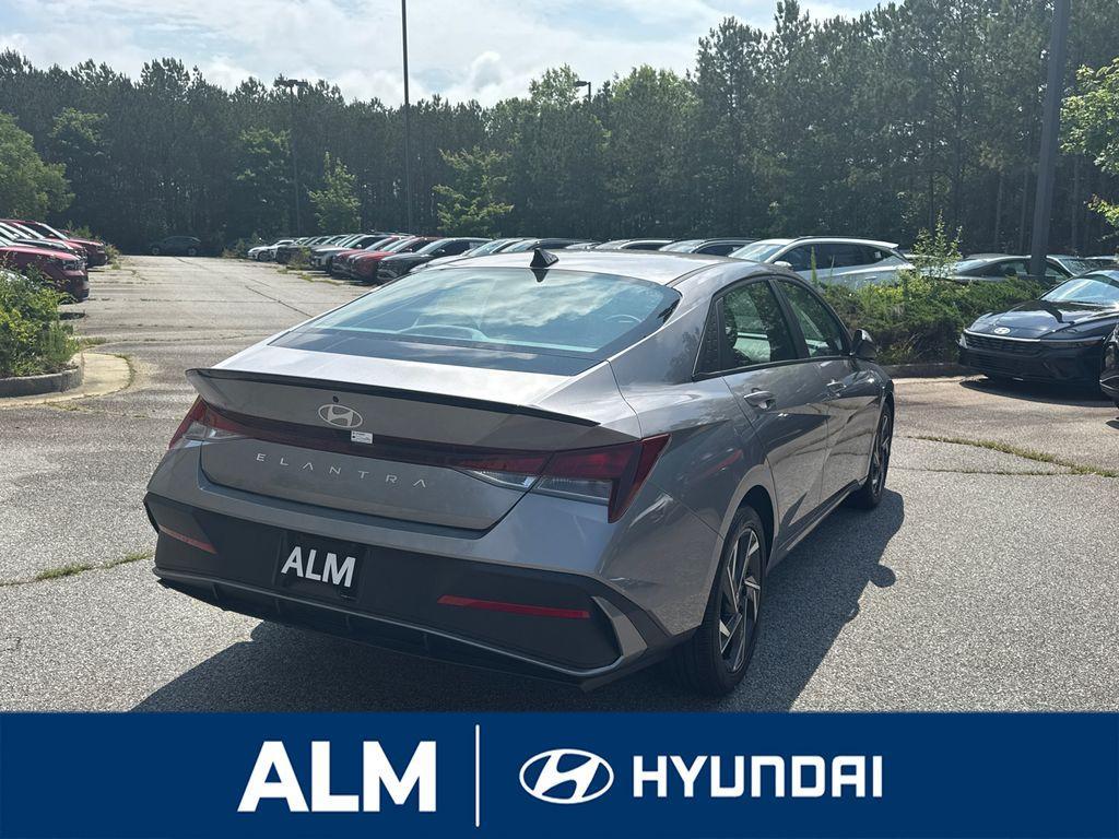 new 2025 Hyundai Elantra car, priced at $21,996