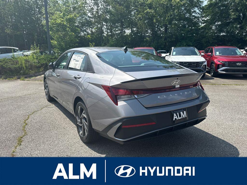new 2025 Hyundai Elantra car, priced at $21,996