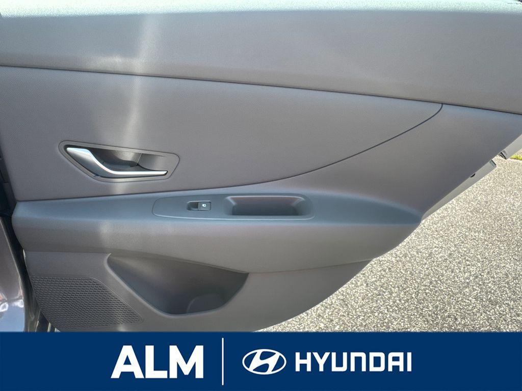 new 2025 Hyundai Elantra car, priced at $21,996