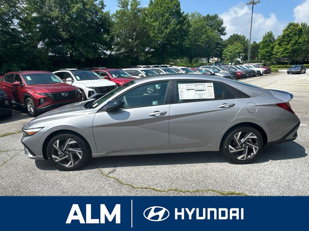 new 2025 Hyundai Elantra car, priced at $21,996