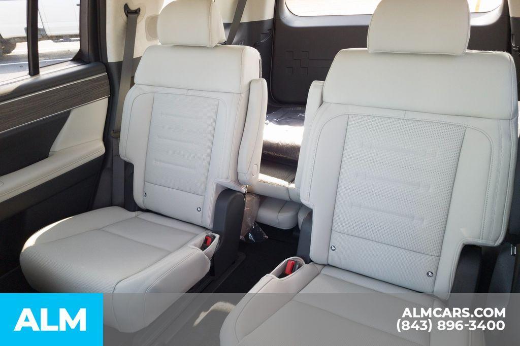 used 2025 Hyundai Santa Fe car, priced at $45,920