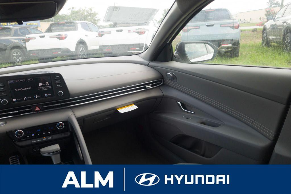 new 2025 Hyundai Elantra car, priced at $23,127