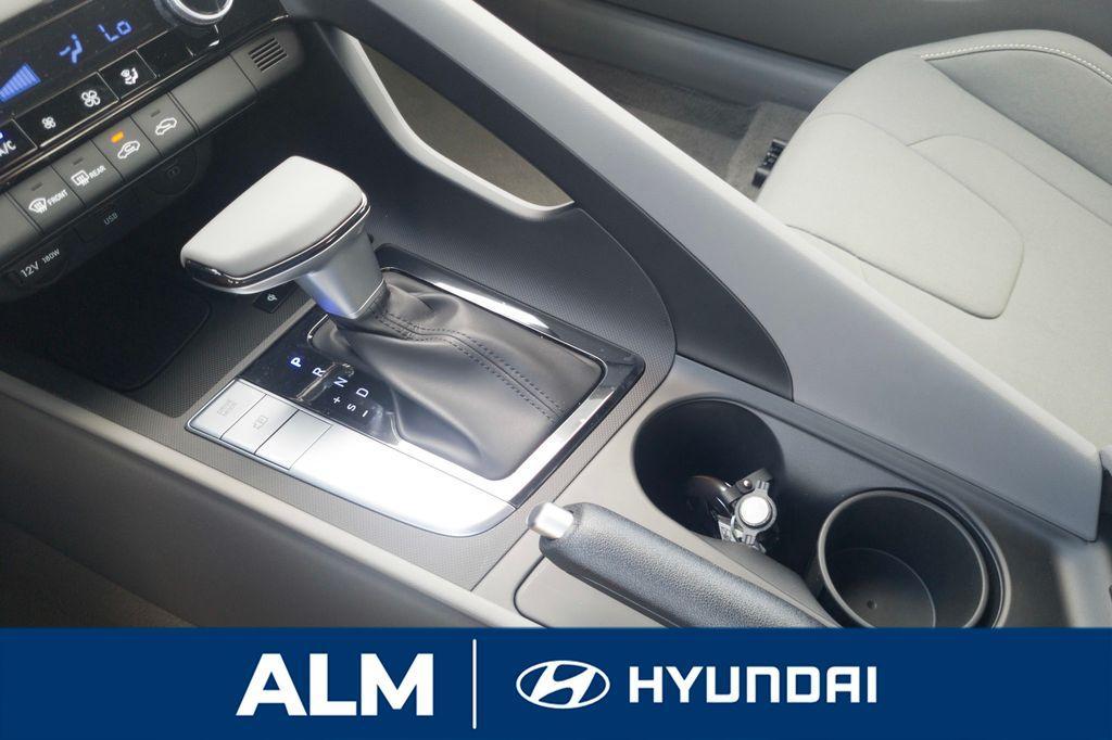 new 2025 Hyundai Elantra car, priced at $23,127