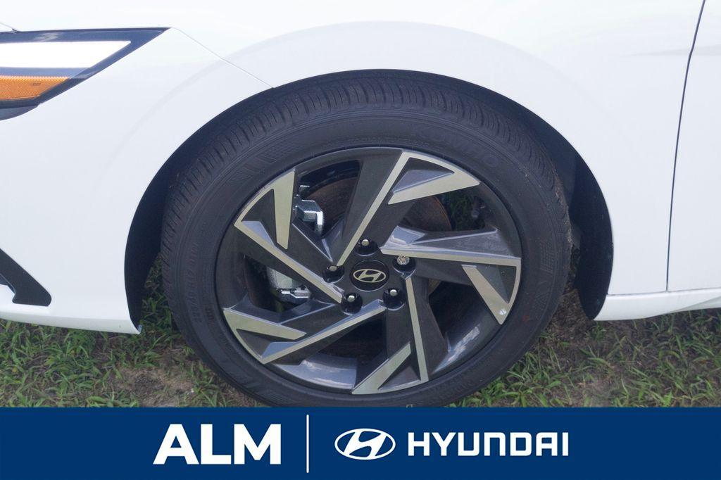 new 2025 Hyundai Elantra car, priced at $23,127