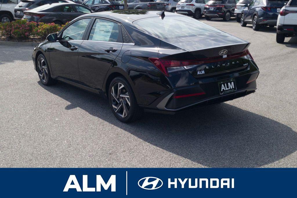 new 2025 Hyundai Elantra car, priced at $25,319