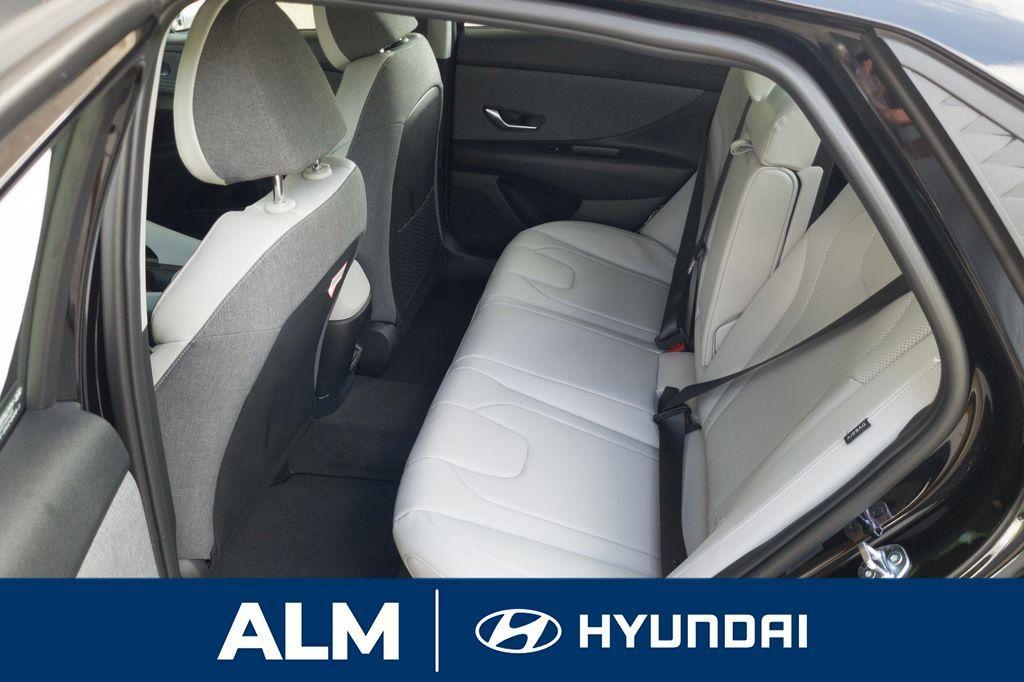 new 2025 Hyundai Elantra car, priced at $25,319