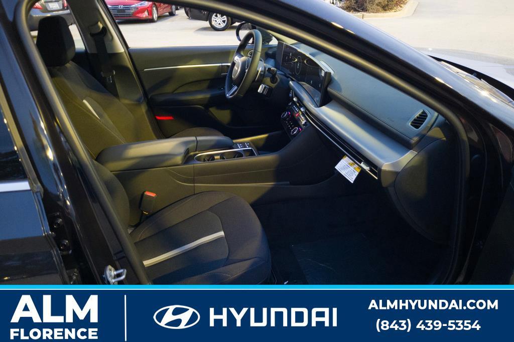 new 2024 Hyundai Sonata car, priced at $27,595