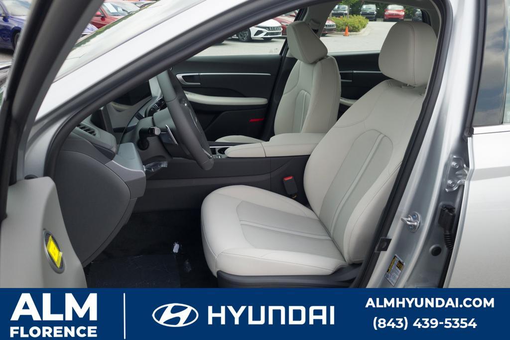 new 2024 Hyundai Sonata car, priced at $27,795