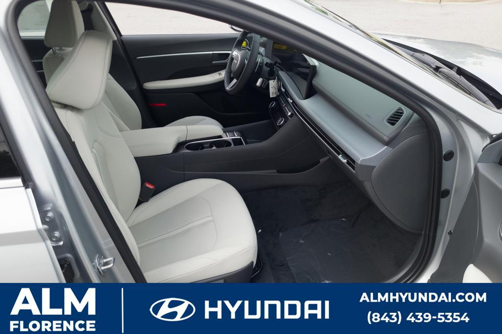 new 2024 Hyundai Sonata car, priced at $27,795