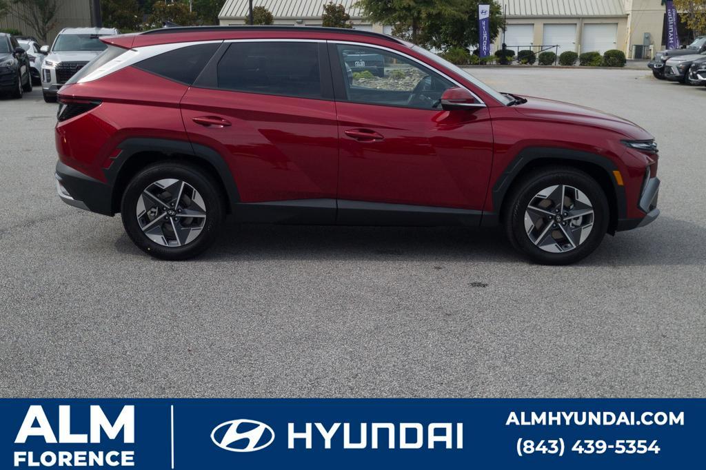 new 2025 Hyundai Tucson car, priced at $32,595